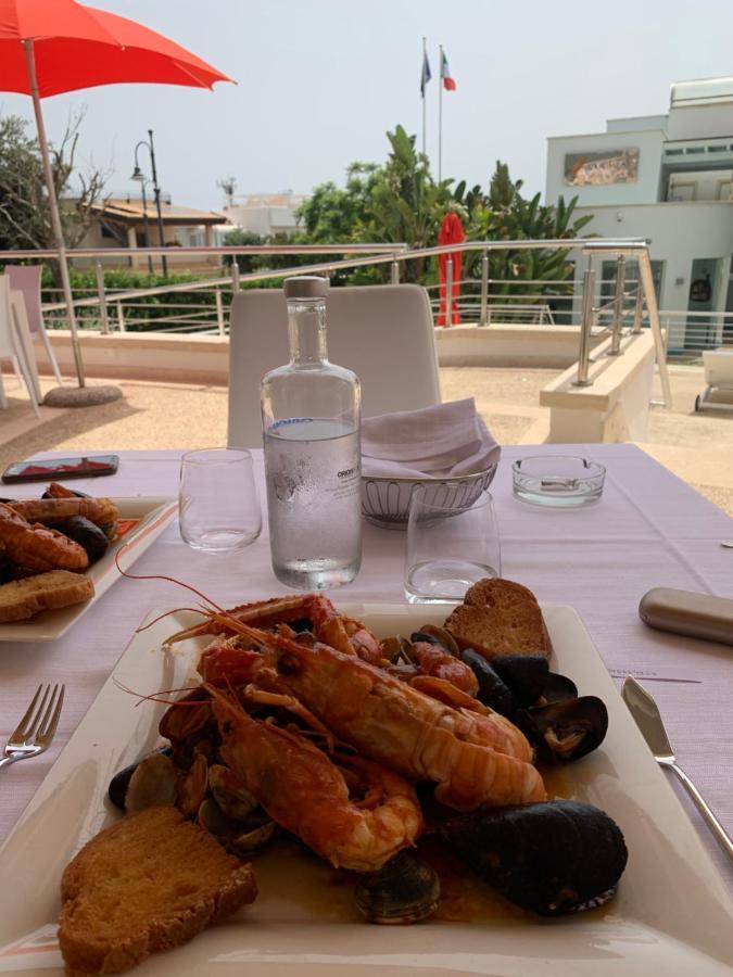 Ganimede Hotel Sperlonga Zewnętrze zdjęcie