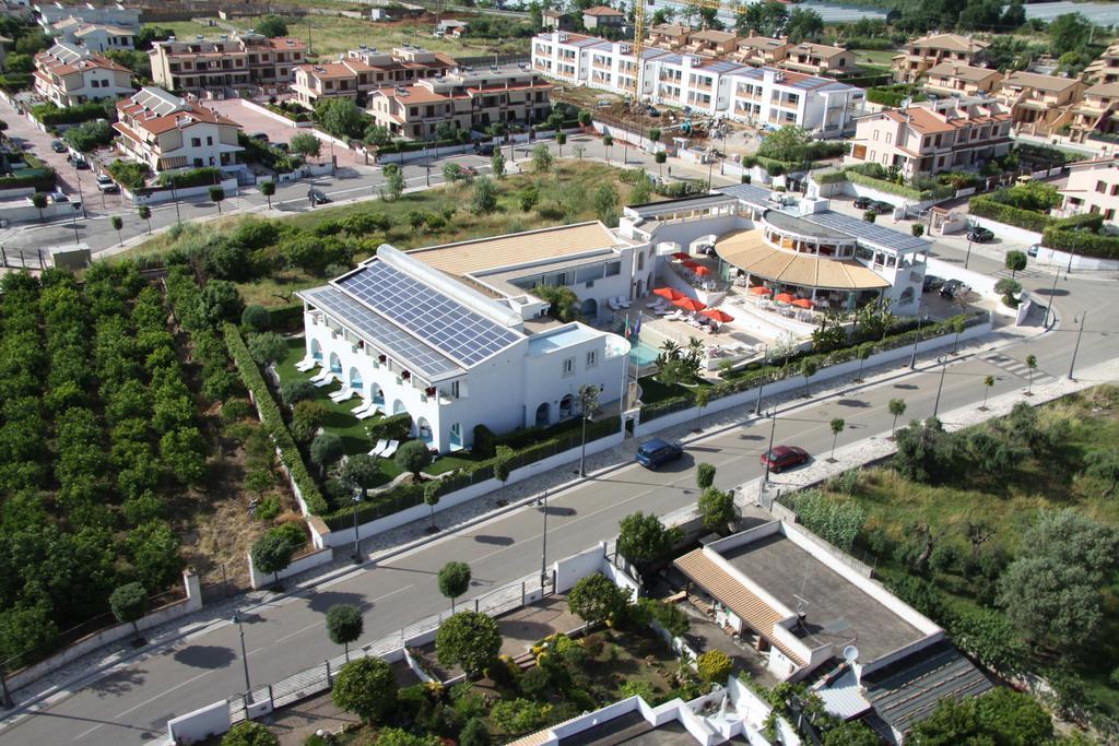 Ganimede Hotel Sperlonga Zewnętrze zdjęcie