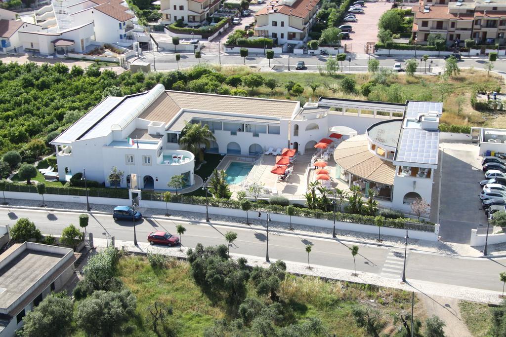 Ganimede Hotel Sperlonga Zewnętrze zdjęcie